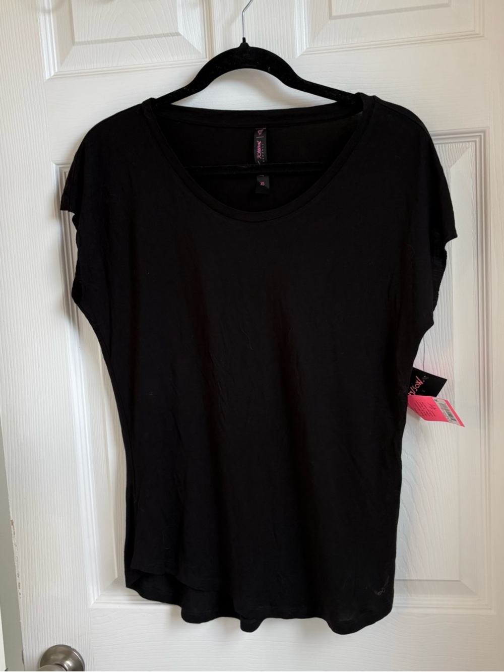 Betsey Johnson NWT Black Women's Scoop Neck Short Sleeve Top